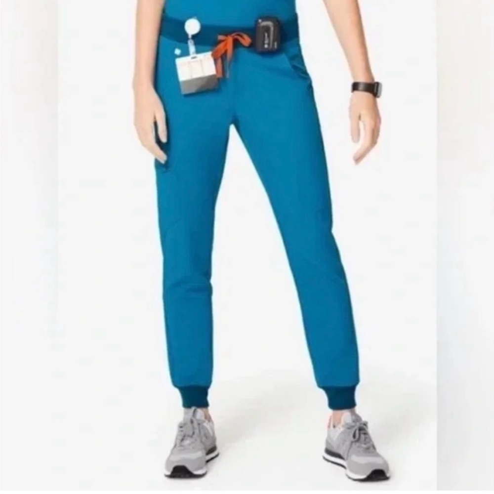 Figs Zamora Jogger Scrub Pants